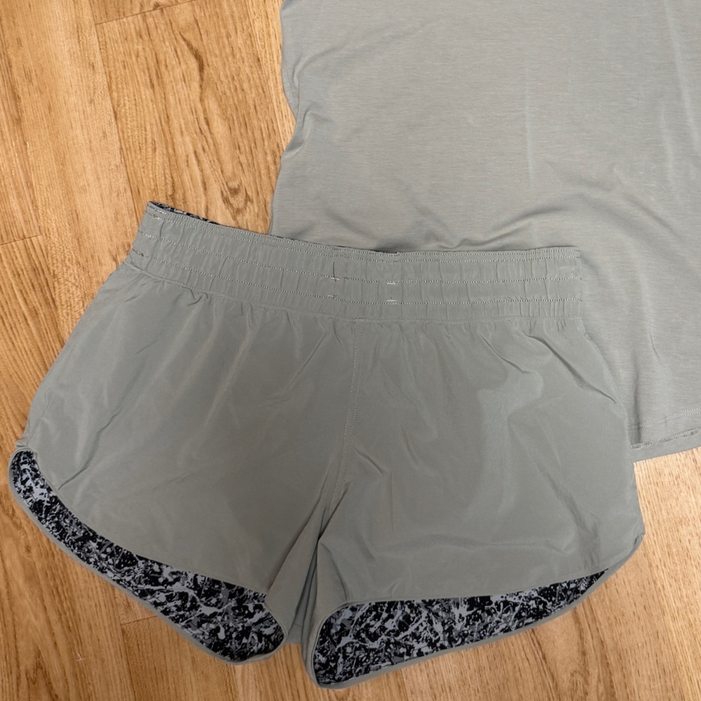 LULULEMON *REVERSIBLE 3" Paint Splash Ice Grey
Multi/Riverstone SHORTS